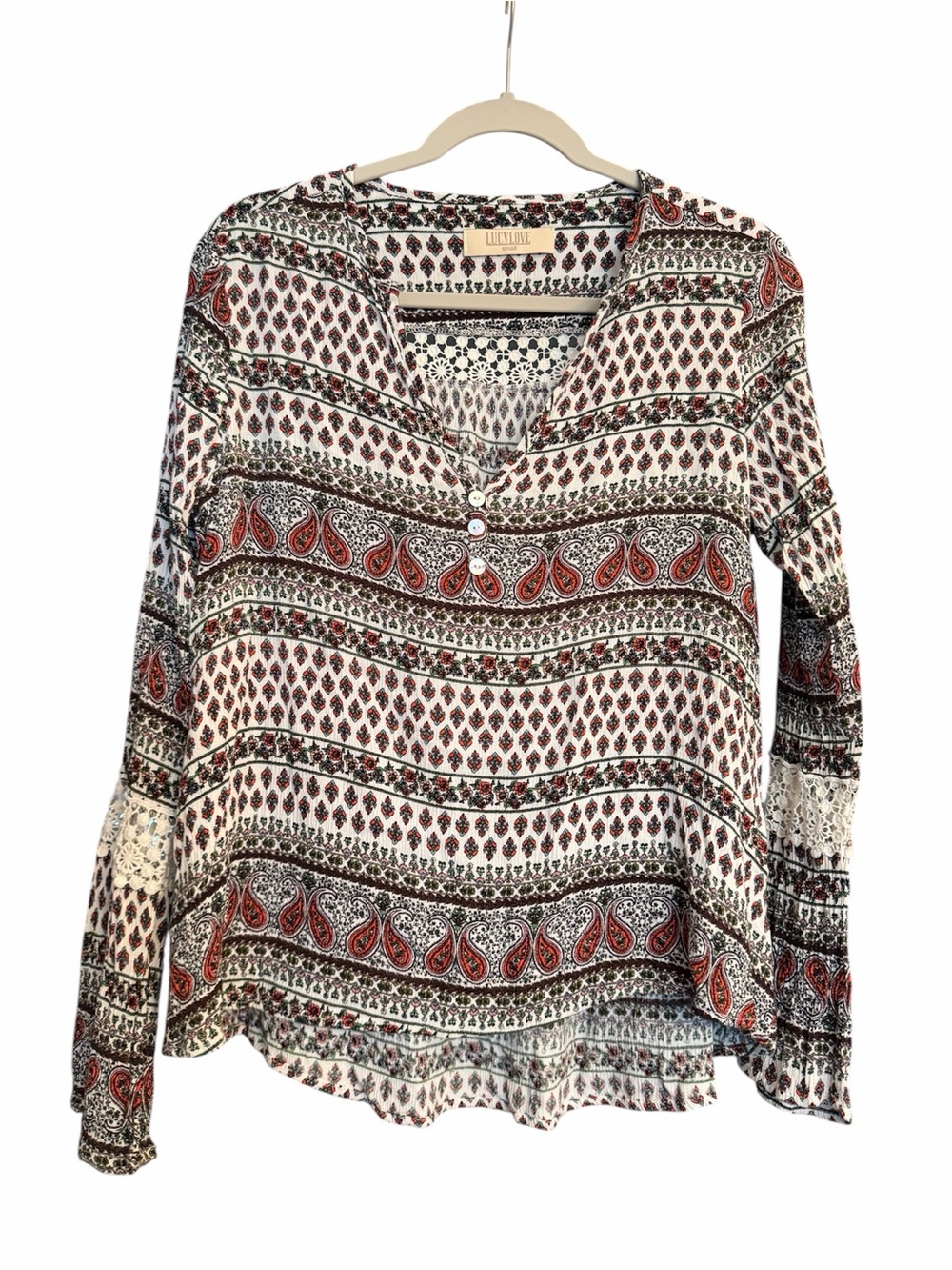 Lucy Love White & Red Paisley V-Neck Long Sleeve Top 100% Rayon